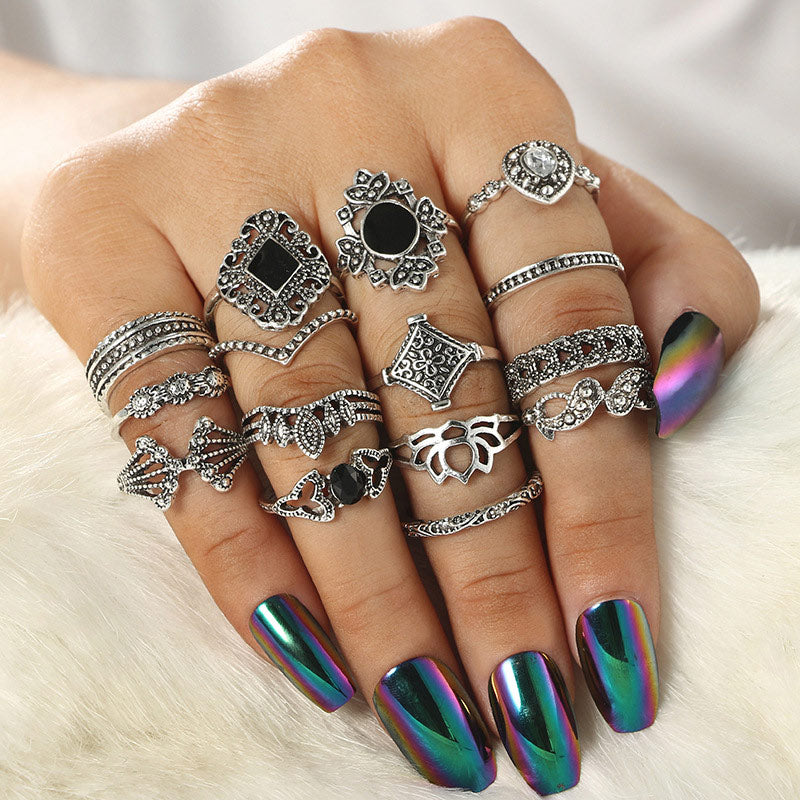15PCS Hollow Out Studded Rings Set
