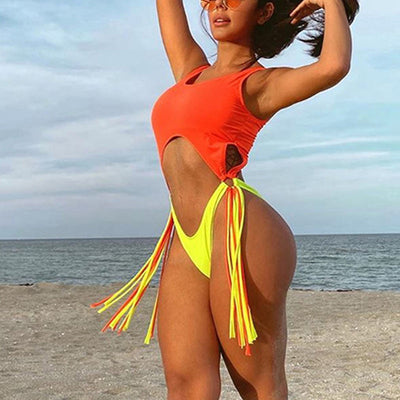 Colorblock Tassel Design Hollow Out Backless Swimsuit